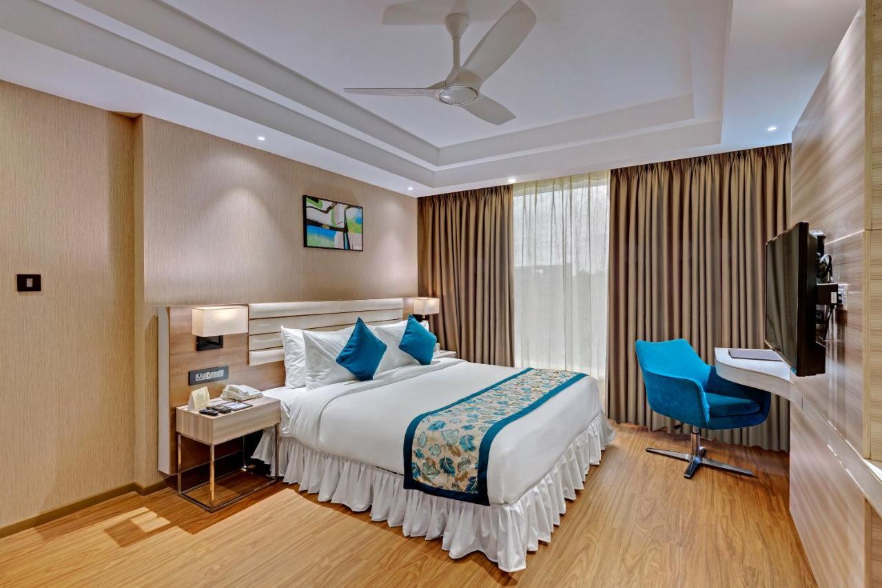 The Fern Residency Hubballi Esterno foto