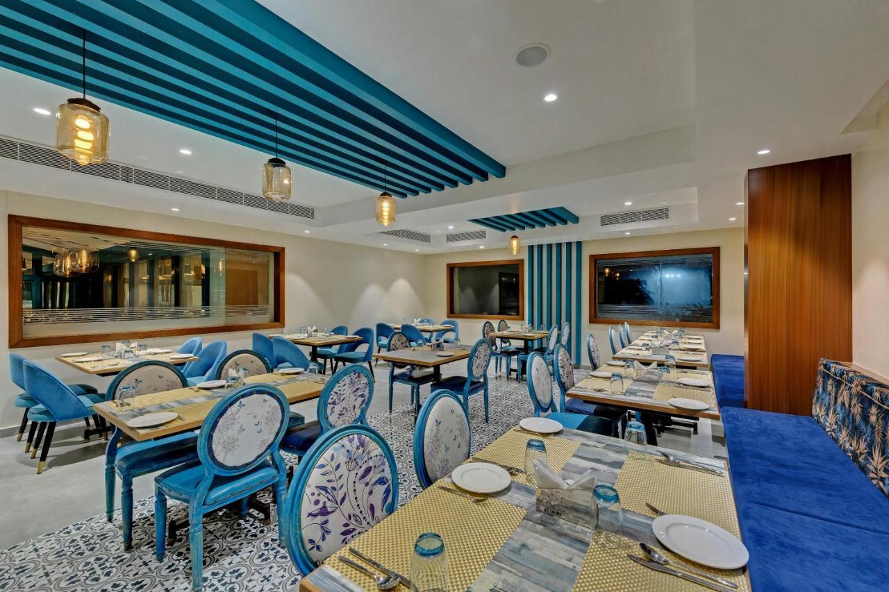 The Fern Residency Hubballi Esterno foto